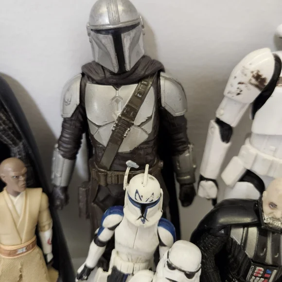 Star Wars Action Figure Set - Black, White, Tan - Picture 2 of 16